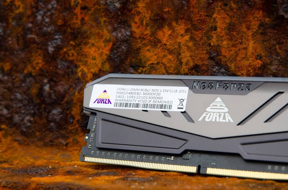 Bộ nhớ RAM DDR4 Neo Forza